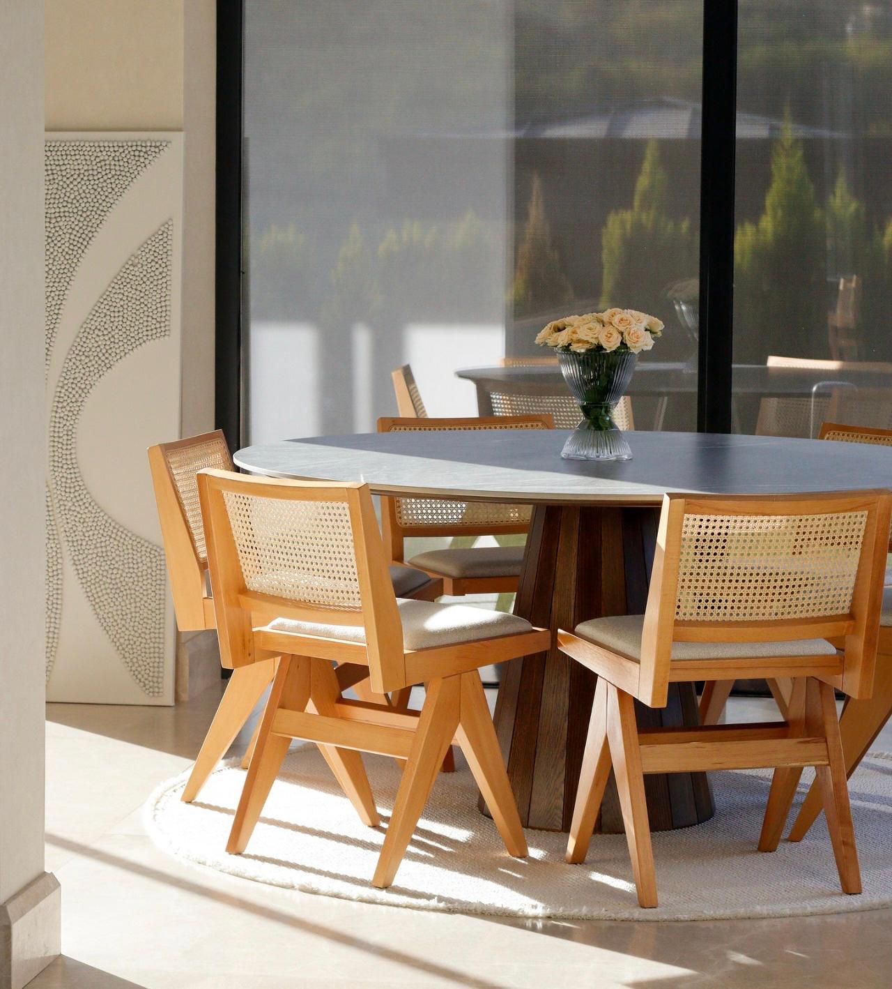 Custom Round Travertine Marble Dining Table – Natural Stone Kitchen Table