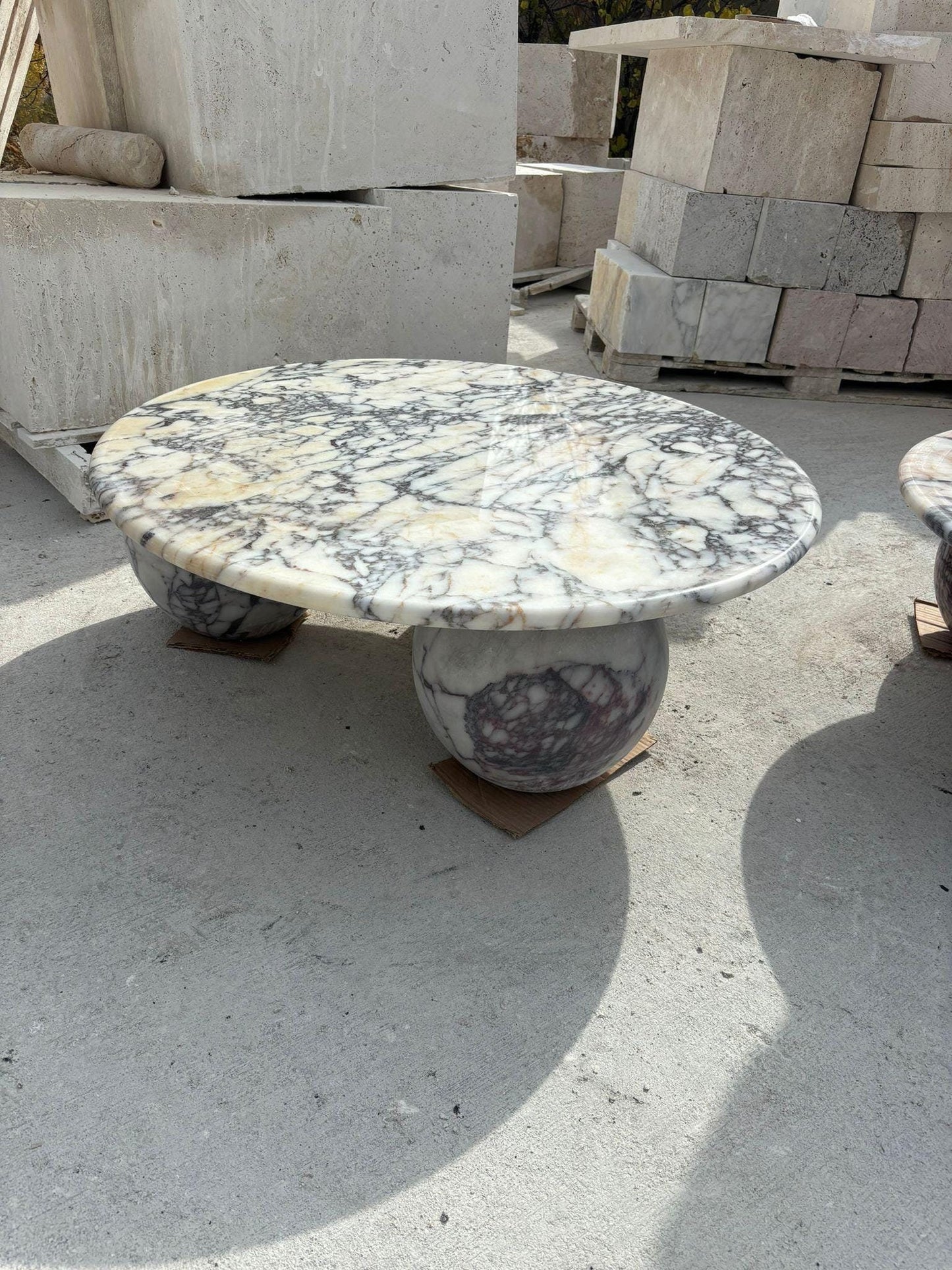 Italian Calacatta Viola Marble Coffee Table: Hand Carved Round Legs