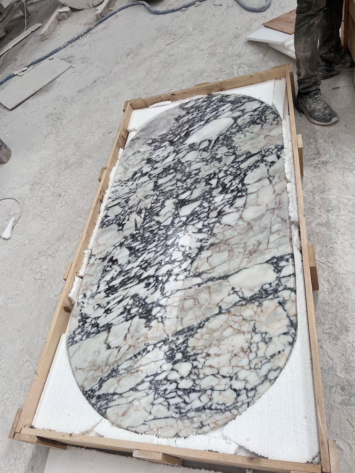 Handmade Calacatta Viola Marble Dining Table, Solid Stone Legs