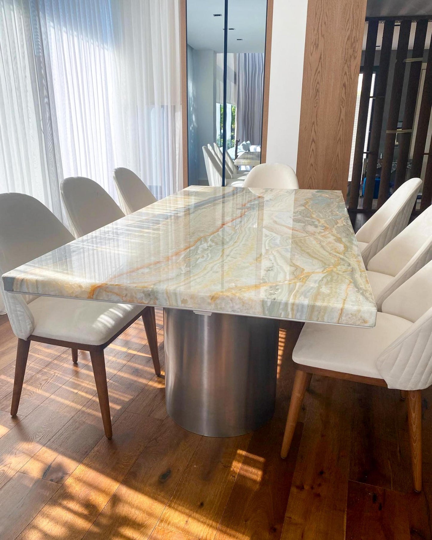 Custom Onyx Marble Dining Table: Translucent Natural Stone