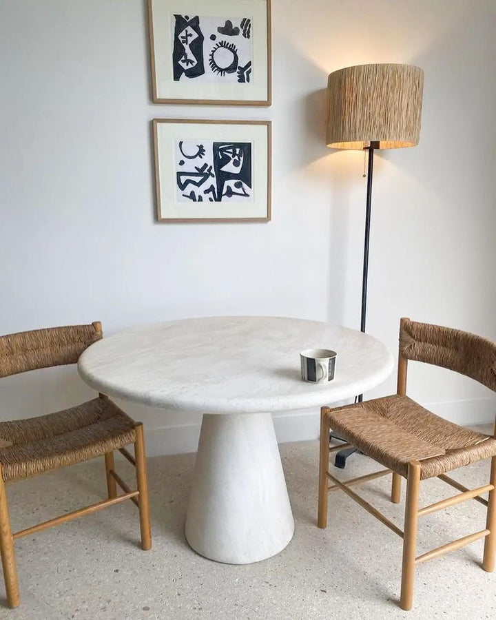 Round Travertine Dining Table – Natural Stone, Customizable