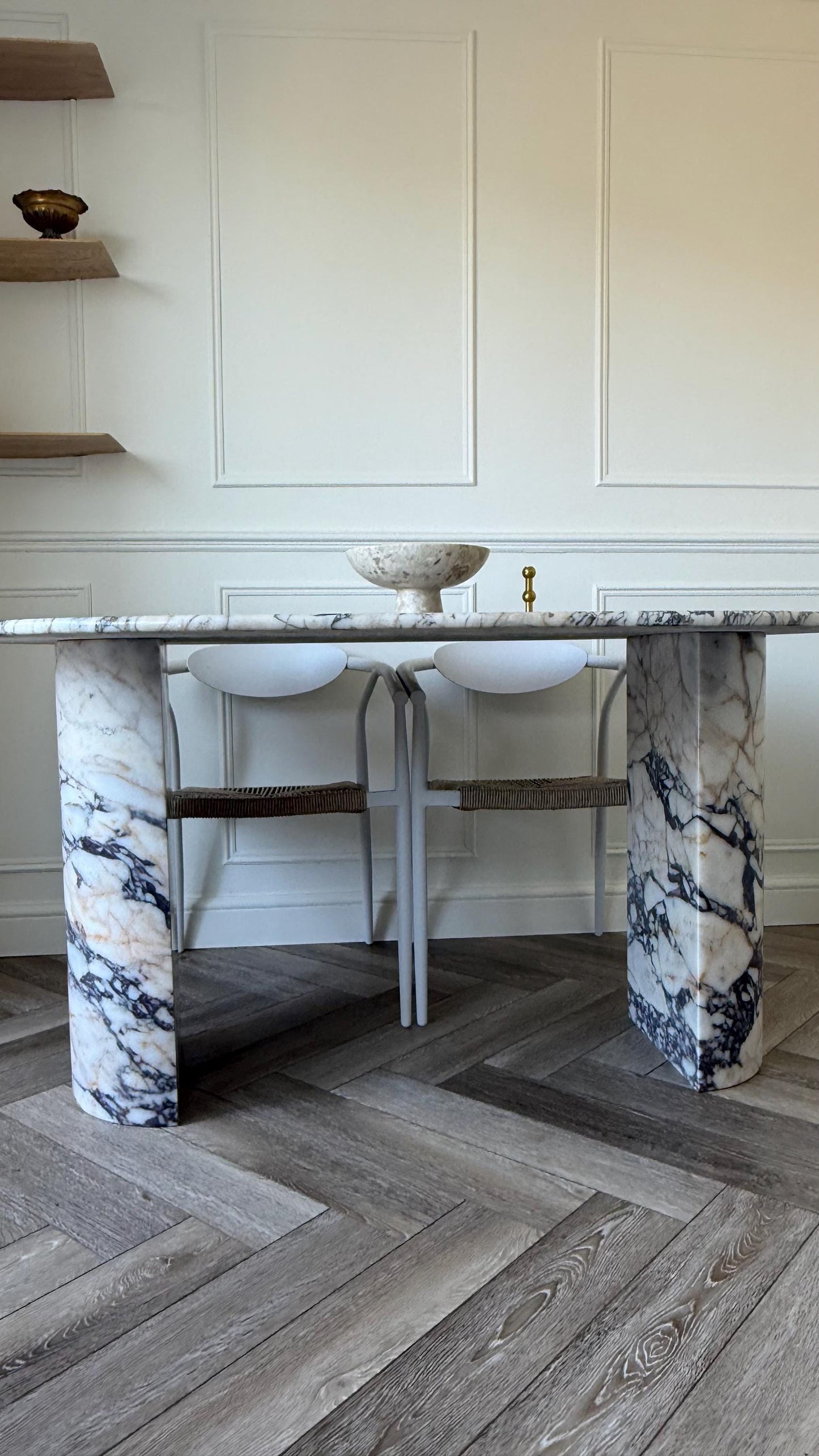 Handmade Calacatta Viola Marble Dining Table, Oval Top, Half Moon Leg