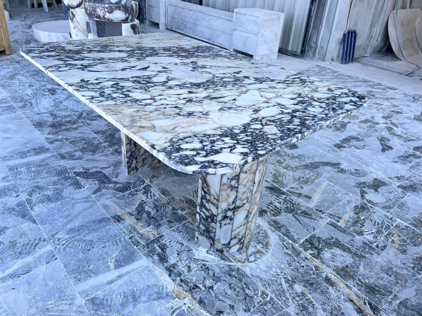 Handmade Calacatta Viola Marble Dining Table – Purple Veined Stone