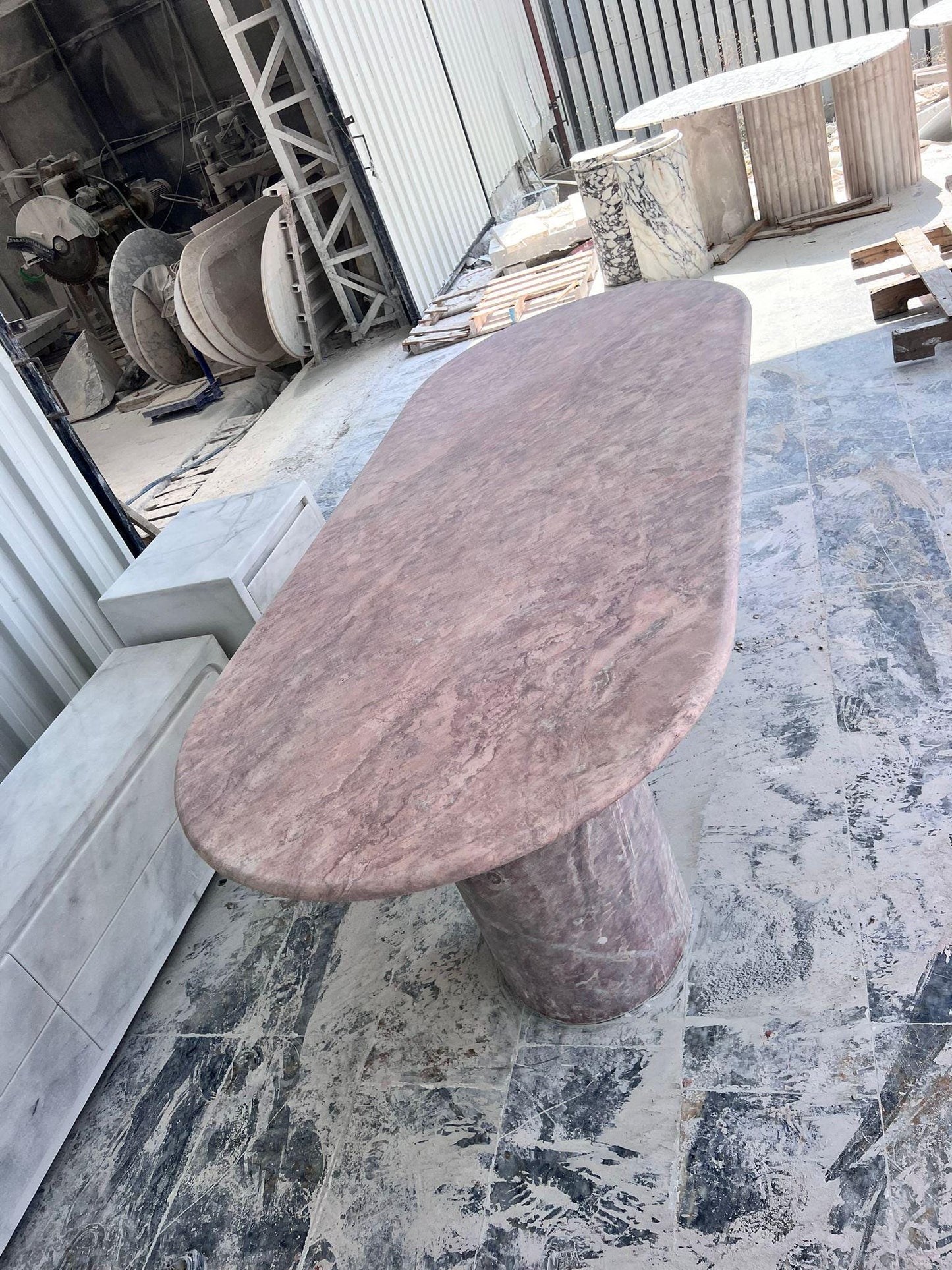 Handmade Pink Travertine Oval Dining Table – Honed Stone, Modern Minimalist